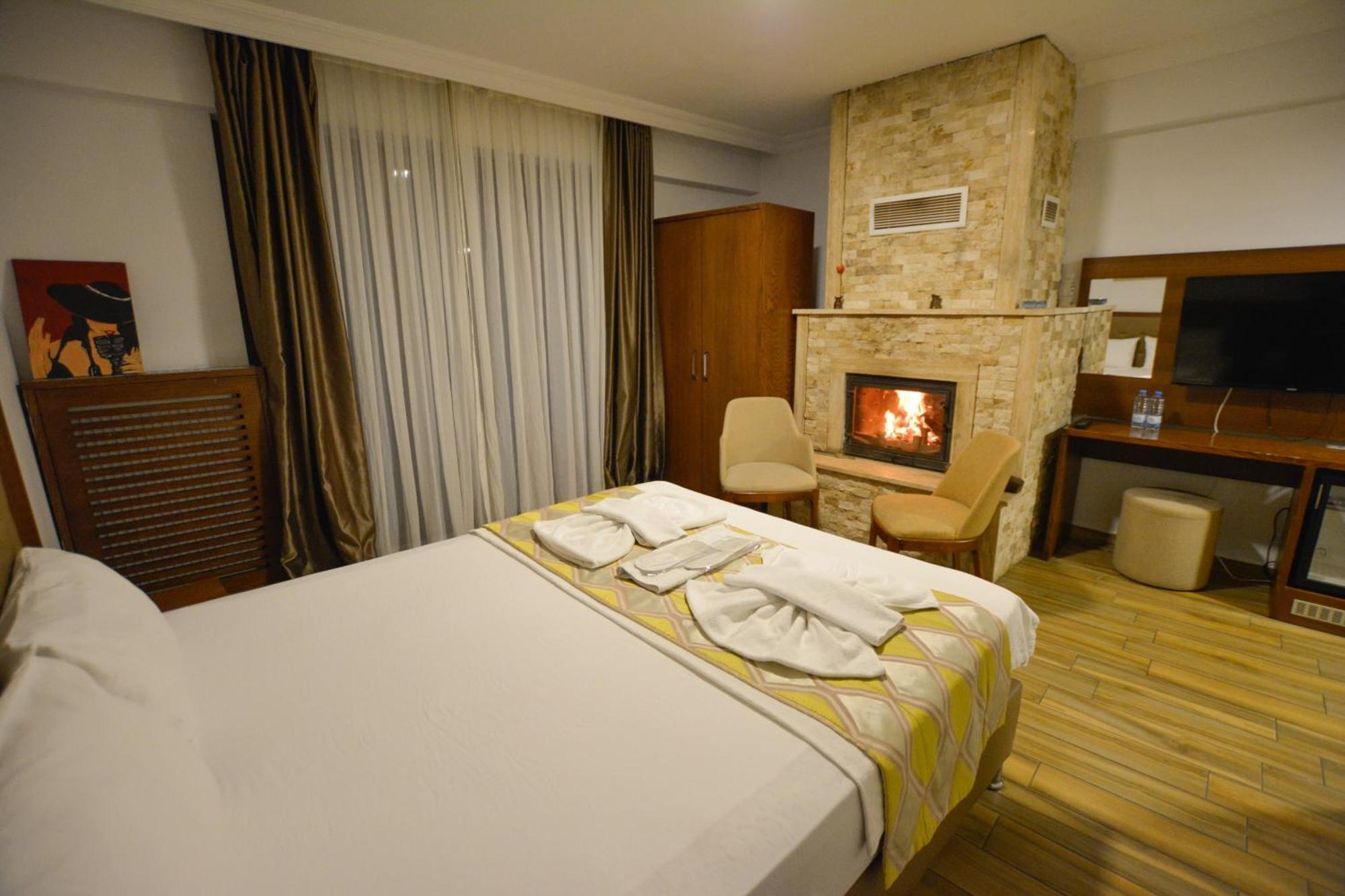 Hill River Hotel 아그바 외부 사진